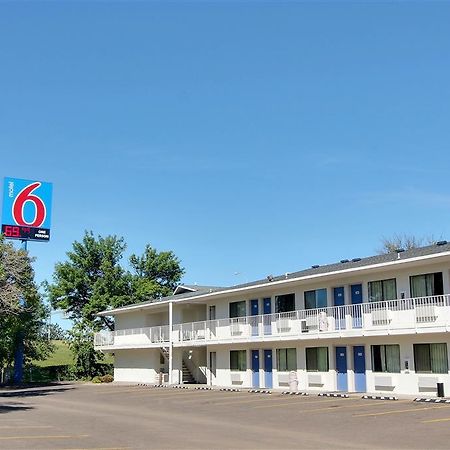 Motel 6-Bismarck, Nd מראה חיצוני תמונה