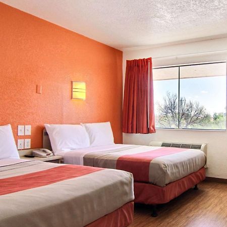 Motel 6-Bismarck, Nd מראה חיצוני תמונה